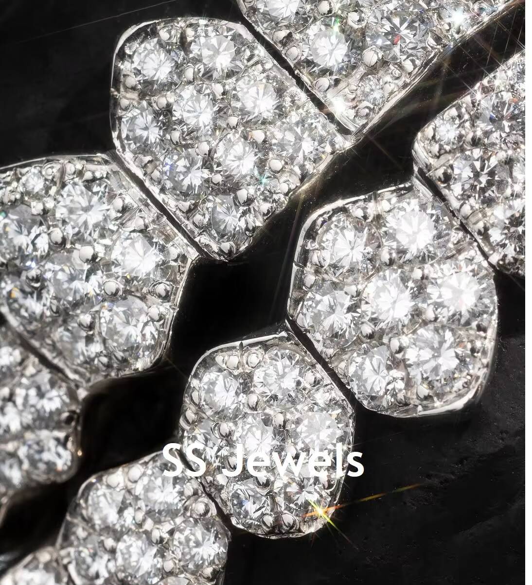 High Quality VVS Moissanite Diamond Round Brilliant Cut Sterling Silver Rhodium Plated 24 Teeth Grillz Jewelry