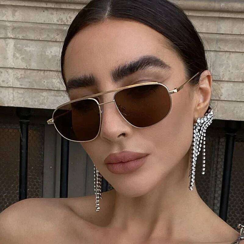 Classic Metal Sunglasses Men Luxury Brand Design Trendy Square Sun Glasses Shades For Women UV400 Gafas De Sol Y260207