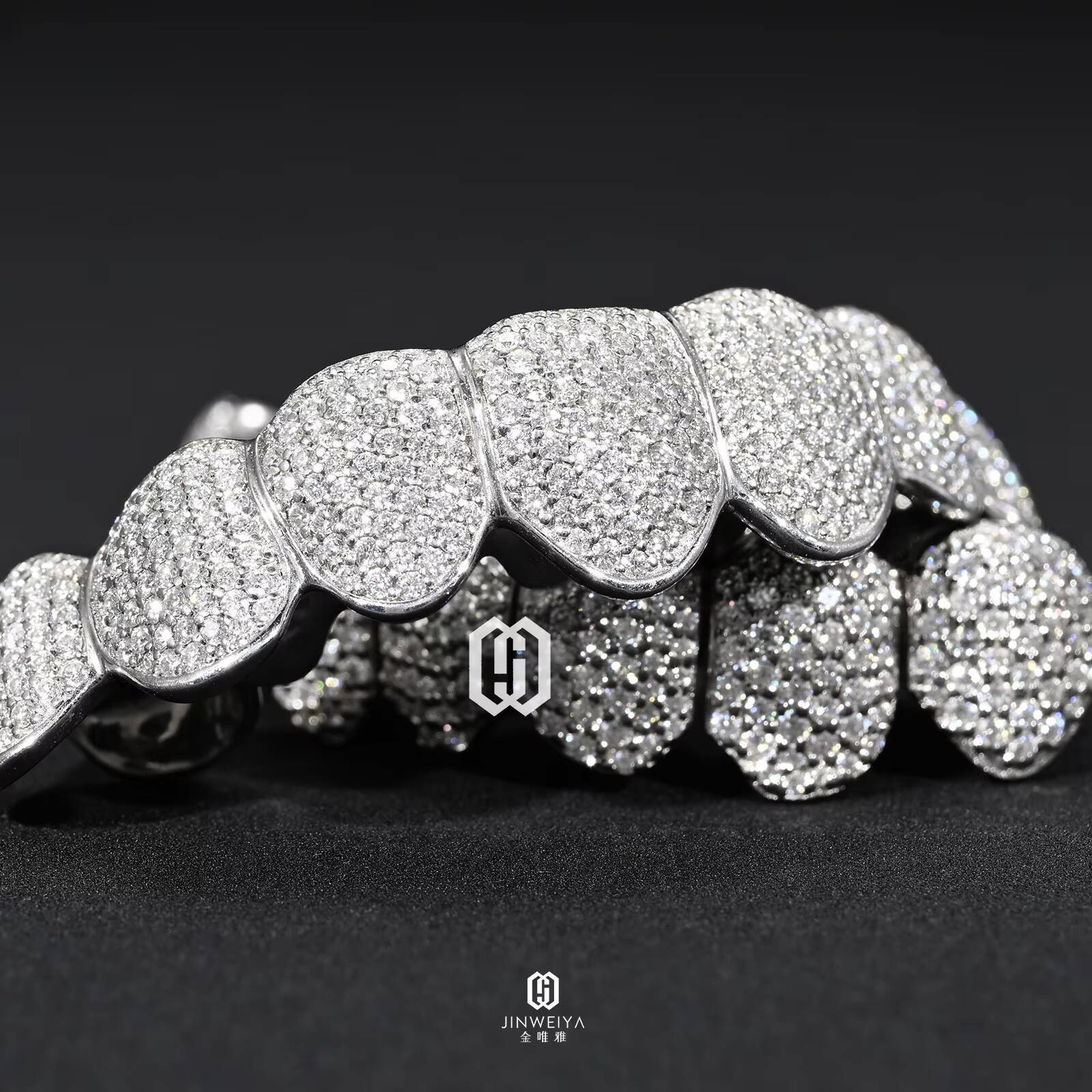 Custom 8 Top 8 Bottom Grills Iced Out 925 Sterling Silver Prong Setting Vvs Moissanite Diamonds Teeth Grillz