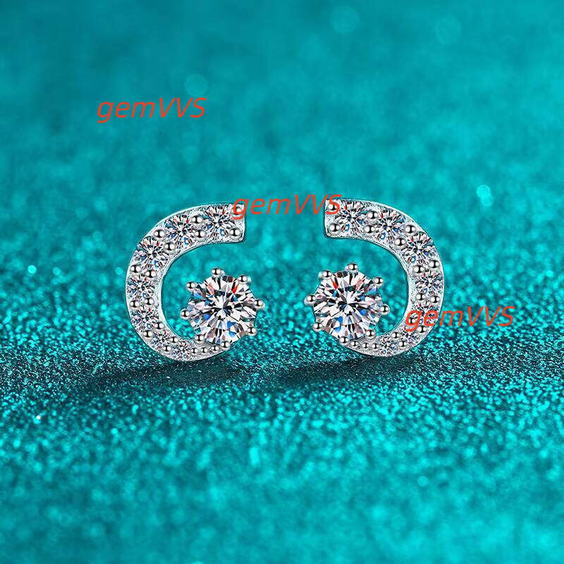 Wholesale Moon Design Grade D Diamond 925 Sterling Silver 1Ct Moissanite Stud Earrings