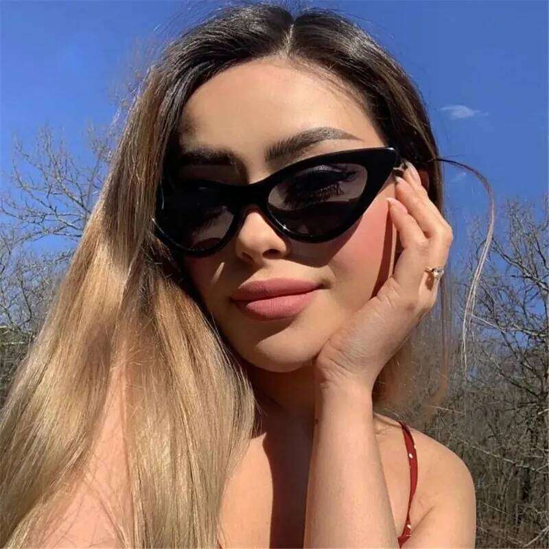 Vintage Cat Eye for Women Small Frame Retro Sunglasses UV400 Protection Eyewear Fashion Trendy Streetwear Accessories Y260207
