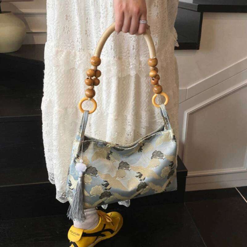 Shoulder Bags Tassel Decoration Embroidered National Style Hasp Sewing Thread Spring New Hot Sale Women's Handbags