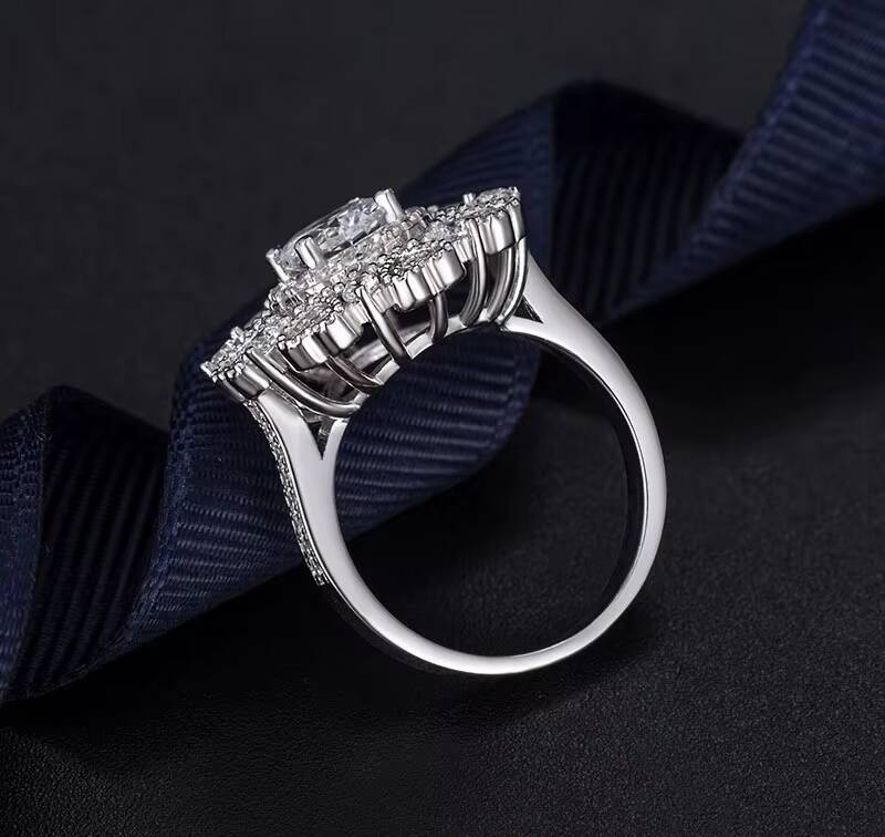 Custom Cubic Zirconia Engagement Ring Europe and America 925 Sterling Silver Diamond Womens Wedding Ring