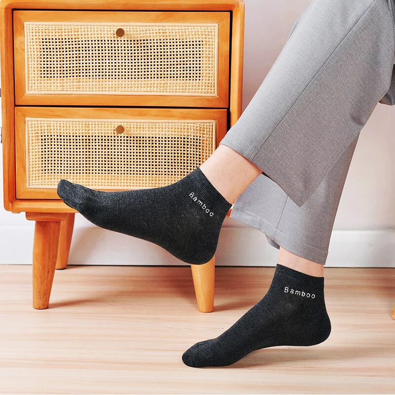 51015 Pairs Mens Bamboo Fiber Socks Short High Quality Casual Breatheable Anti-Bacterial Man Ankle Socks Men Size 38-45 260202