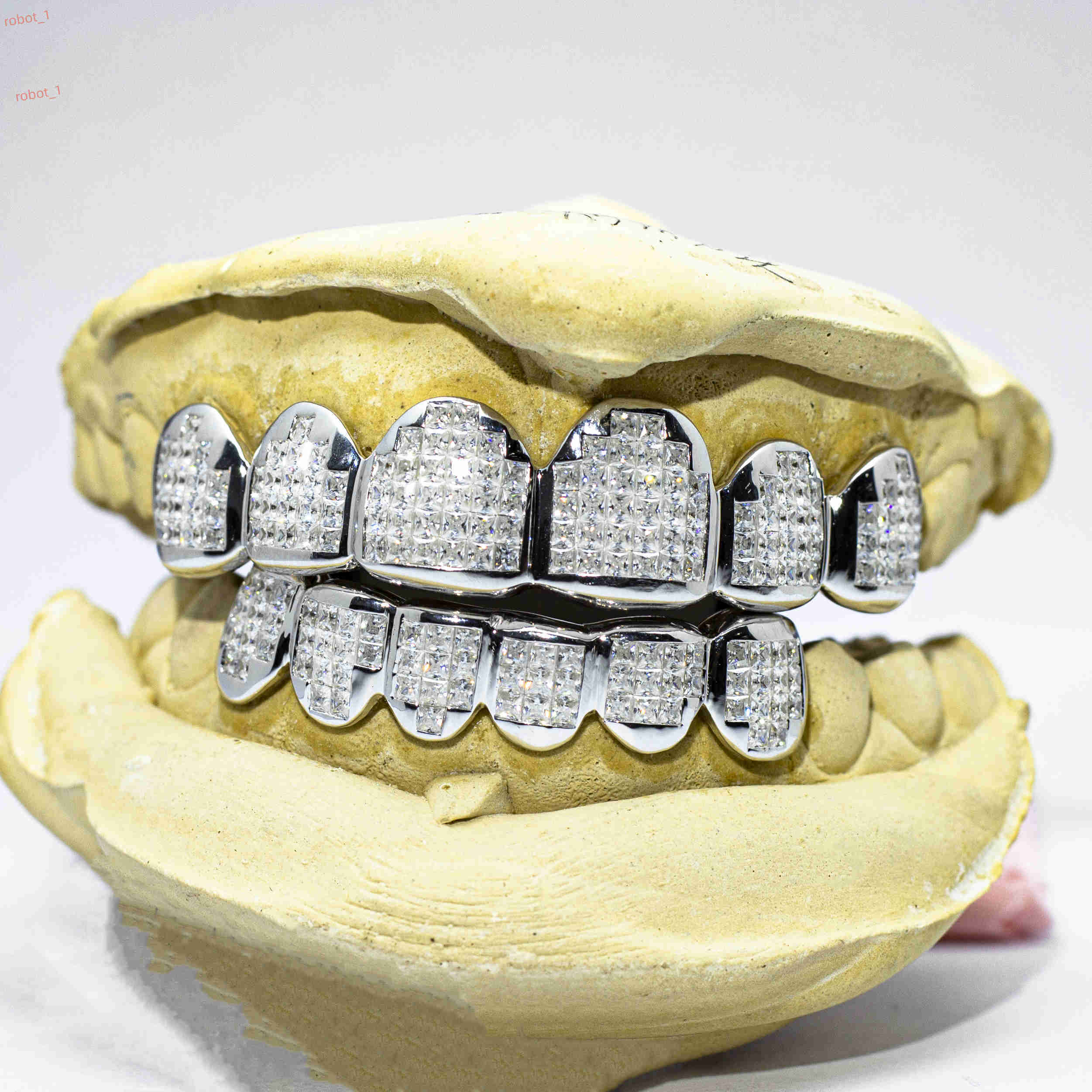 Custom Princess Baguette Cut Invisible Setting Pass Diamond Tester VVS Moissanite White Gold Rose Gold Silver Grillz Jewelry