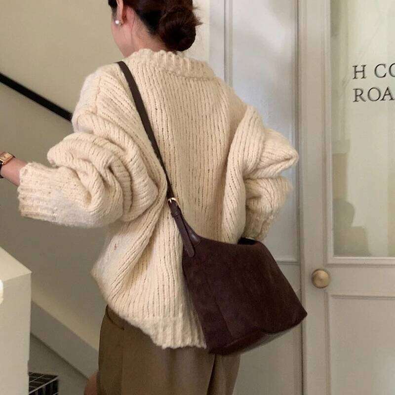 FW New Styles Vintage Women's Chamois Leather Shoulder Simple Commuting Crossbody Hobo Bag For Women Shopping C260207