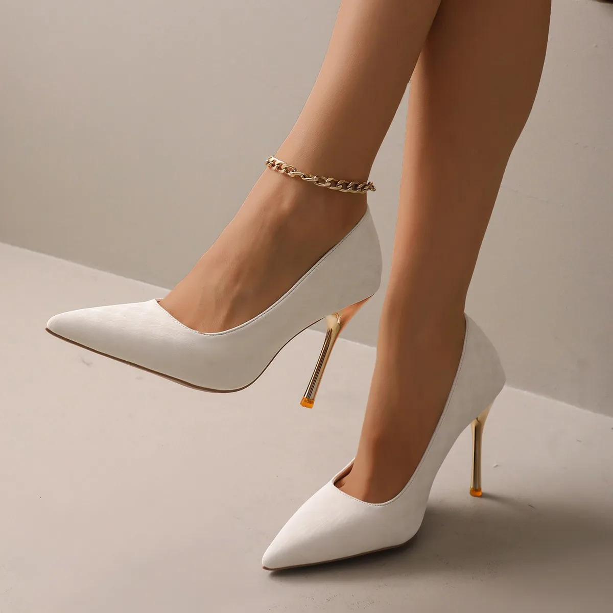 Shoes Style Bridal Chinese High Heels with Thin PointedToe n 260208