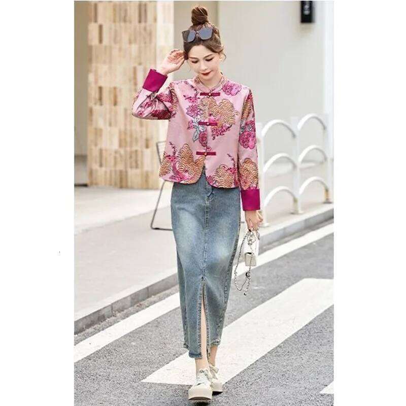 Chinese Women's National Wind Coat Spring Autumn Female New Retro Jacket Elegant Heavy Embroidery Jacquard Overwear
