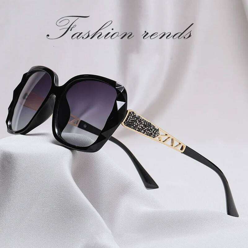 The new 2022 big box polarized han edition tide uv web celebrity sunglasses driving round glasses female Y260207