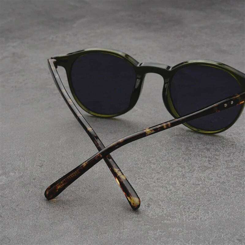 New Round Frame Men's and Women's Fashionable UV Resistant Sunglasses Outdoor Polarized Driving Glasses UV400 Y260207