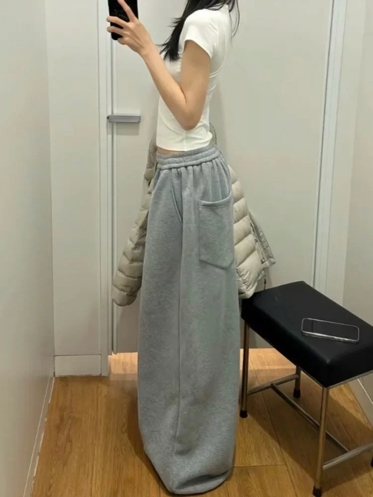 Y2K Streetwear Gray Sweatpants Woman Korean Oversized Loose All Match Sports Pant High Waist Drawstring Casual Wide Leg Trousers 260130