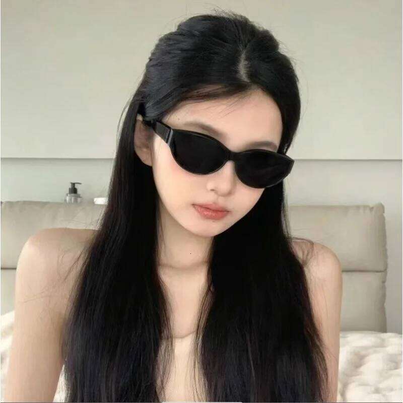 Fashion Cat Eye Sunglasses Women Hip-hop Oval Designer Black Sun Glasses for Female Mirror UV400 Eyewear Shades De Sol Y260207
