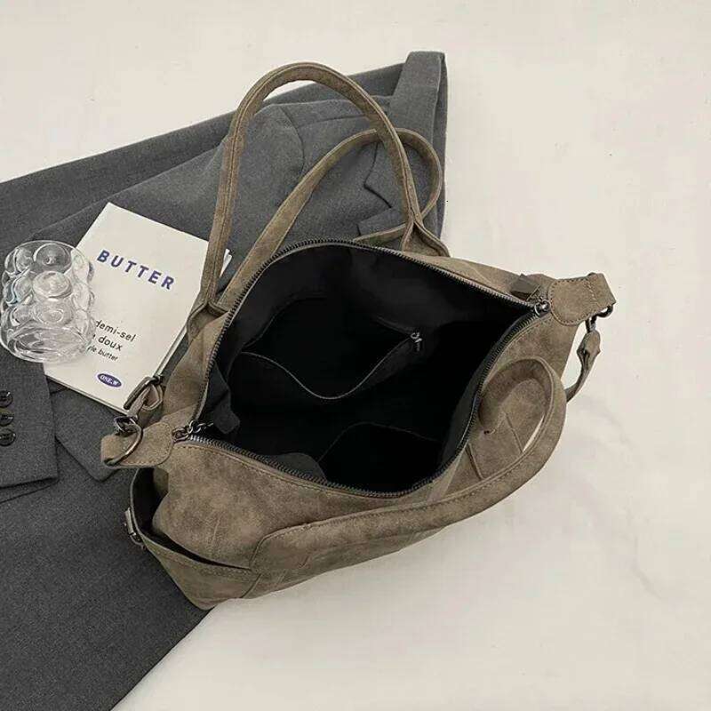 Retro Design PU Leather Shoulder Bags for Women 2026 Korean Fashion High Capacity Armpit Female Crossbody Bag Tote Handbags C260207