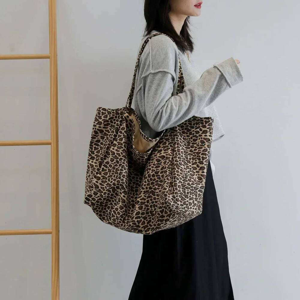 Women's Shopping Handbag Fashion Leopard Pattern Crossbody Large Capacity Shoulder Bag Simple Canvas Female Bags C260207