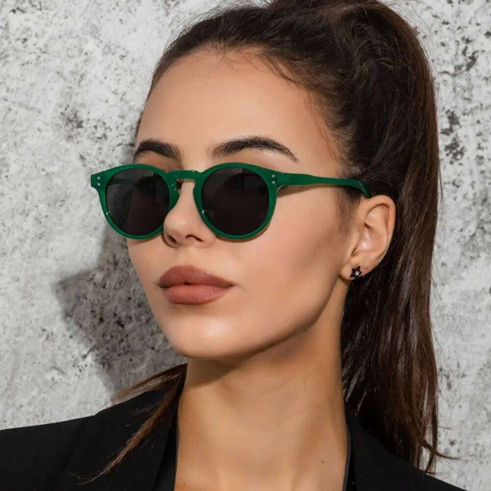 Vintage Small Sunglasses for Women Trendy Round Frame Sun Glasses Retro Shades Travel Beach UV400 Protection Eyewear Y260207