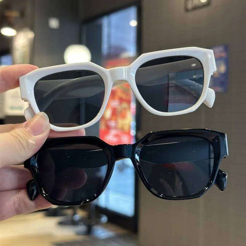 Kids Classic Outdoor Protection Sunglasses Boys Girls Colors Protect Eyes Baby UV400 Sun Glasses Children Eyewears Y260207