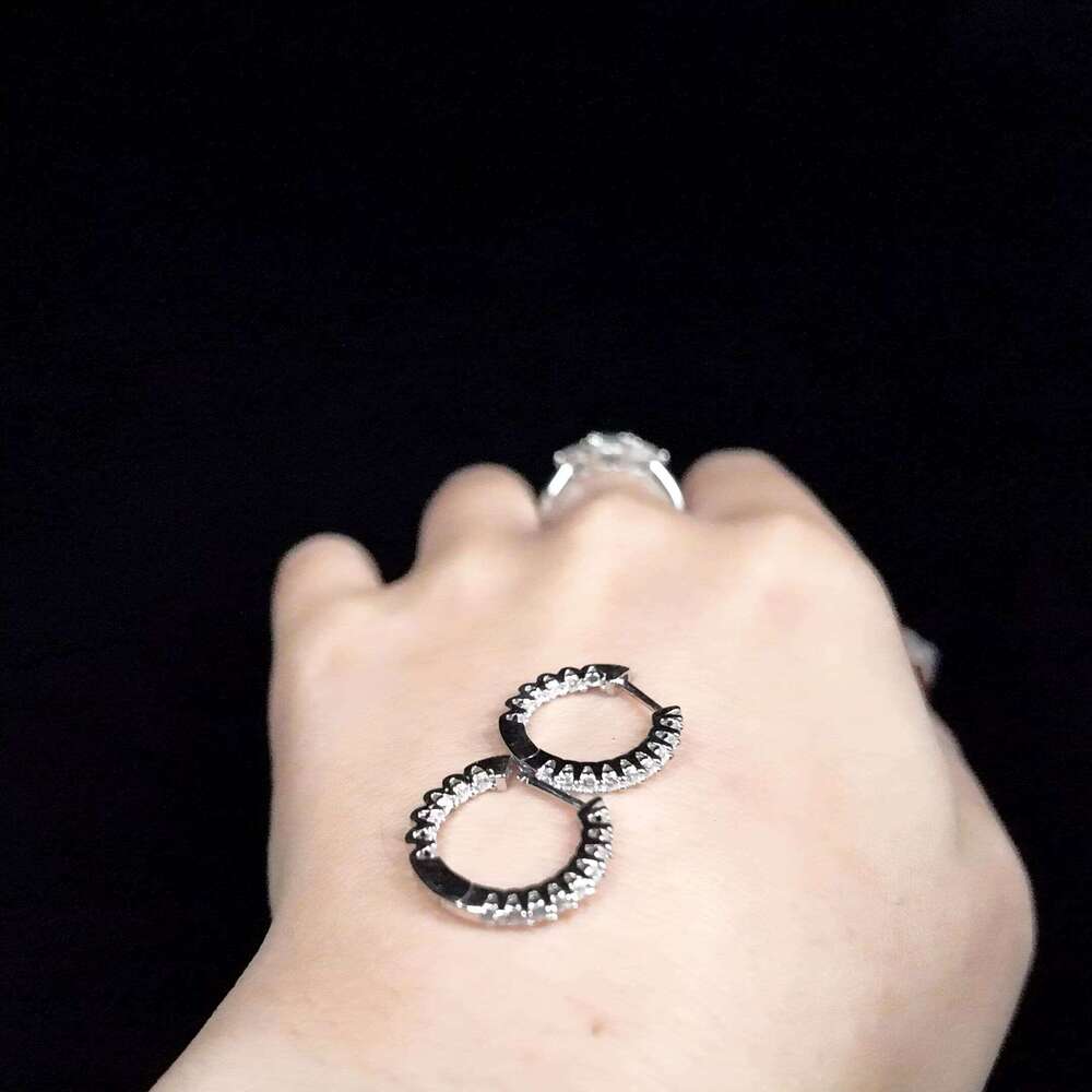 Luxurious Moissanite Hoop Earrings S925 Sparkle Shine 925 Sterling Silver Wavy Rim Sensitive Ears Women Jewelry