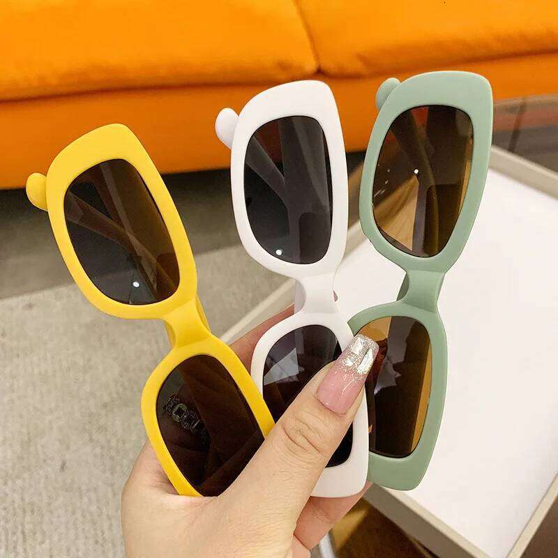 New Trend Children's Fashion Sunglasses Travel Summer Beach Outdoor UV400 Shades Retro Baby Girl Boy Small Rectangular Eyewear Y260207