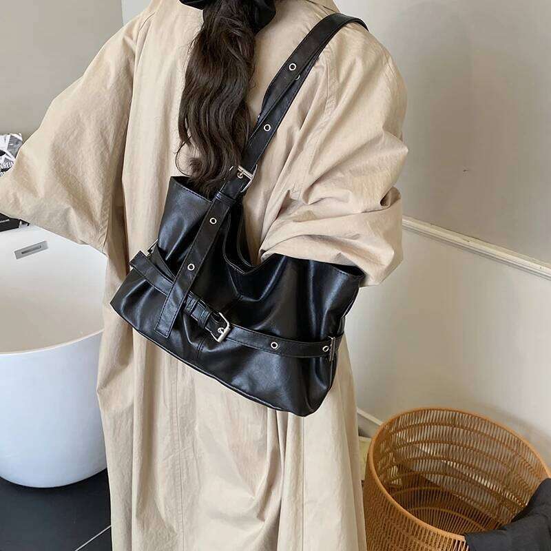 LEFTSIDE Women PU Leather Large Capacity Shoulder 2025 Winter Retro Solid Color Tote Bag Luxury Designer Female Handbags C260207