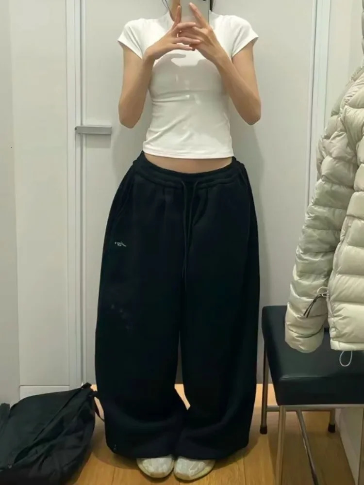 Y2K Streetwear Gray Sweatpants Woman Korean Oversized Loose All Match Sports Pant High Waist Drawstring Casual Wide Leg Trousers 260130