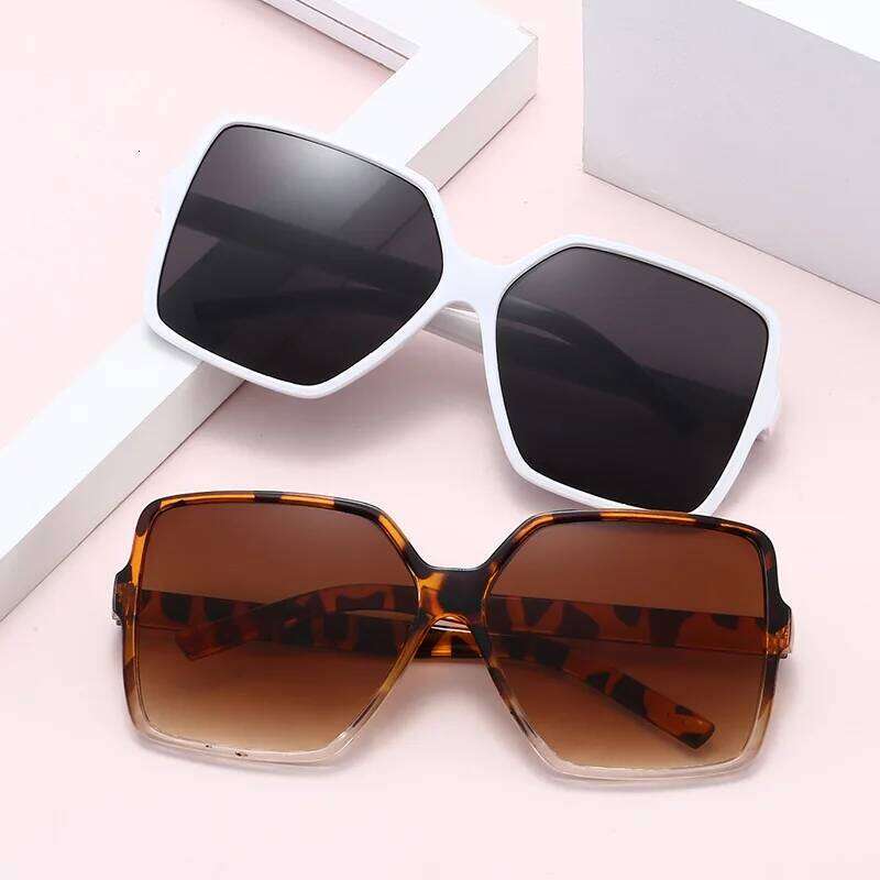 New Vintage Sunglasses Women Men Square Big Frame Sun Glasses Female Brand Designer Retro Shades Fashion Oculos De Sol for Male Y260207