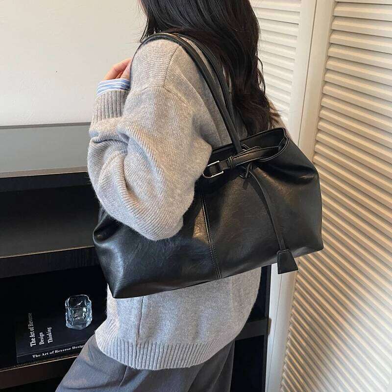 LEFTSIDE PU Leather Tote Bag for Women Shoulder Bags 2025 Designer Luxury Short Handle Solid Color Handbags and Purses C260207