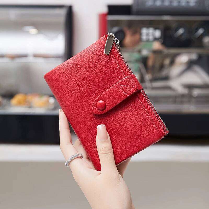 Minimalist Women's Wallet Short Folding Bag High QualityPUMulti functional Pocket Business Card ClipClassicZipper MoneyClip Y260206