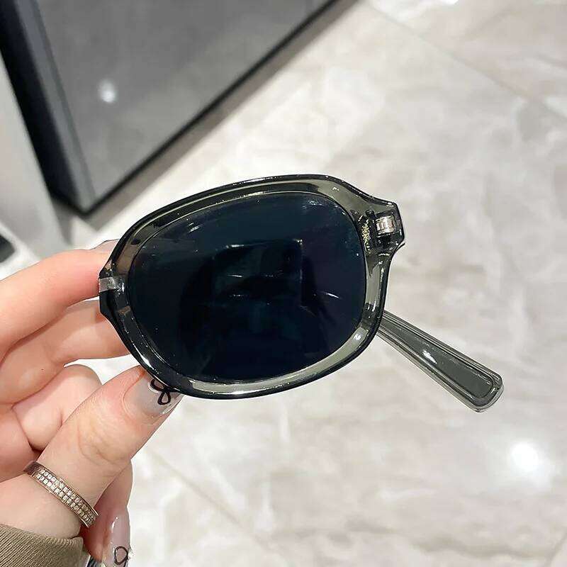 New Folding Small Frame Oval Sunglasses Women Brand Designer Fashion Sun Glasses Men Driving Eyewear Oculos De Sol for Female Y260207