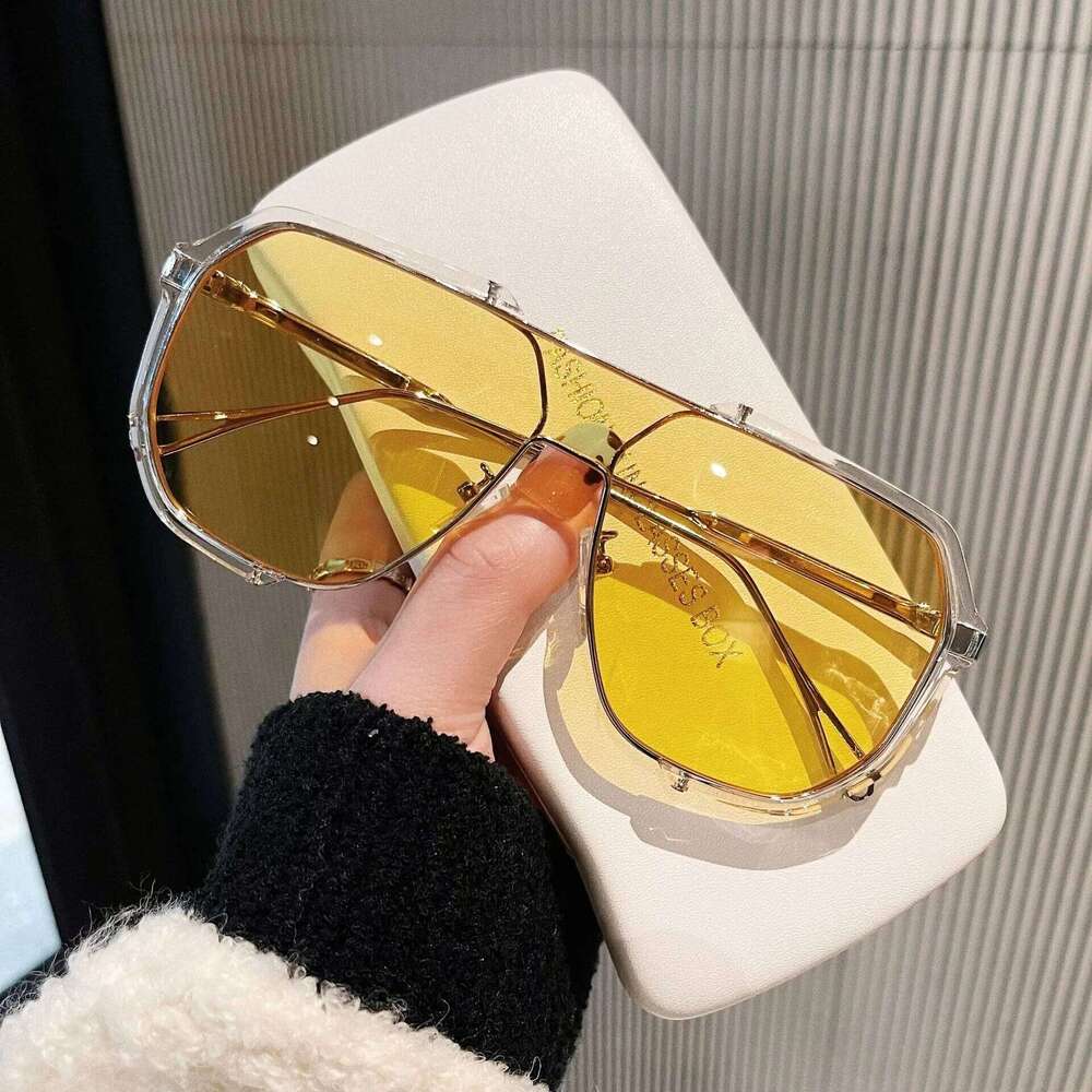Oversized Women 2024 New Unique One Piece Fashion Sunglasses For Men Punk Glasses Trending Female Eyewear UV400 Y260207