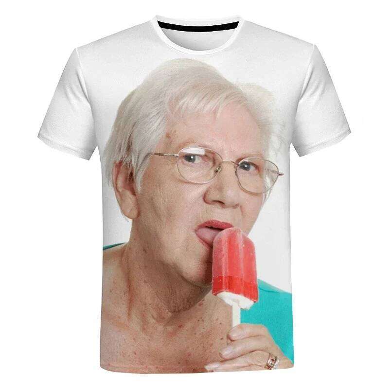2024 Summer New Creative Lady Licking Red 3D Printed Cute Grandma Funny Popsicle T-shirt Casual Loose Top C260207