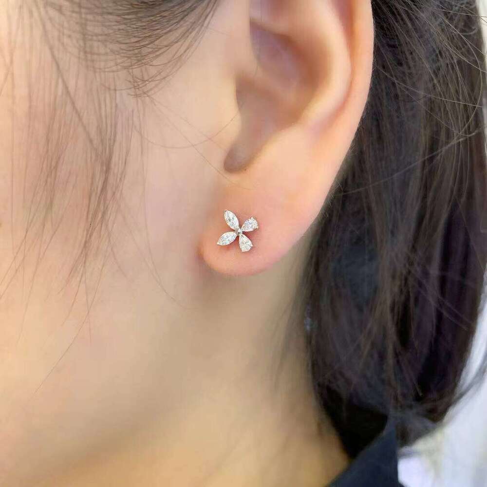 VOAINO Pear Marquise Diamond Earrings 14K Solid Gold Jewelry With Four-Leaf Clover Design