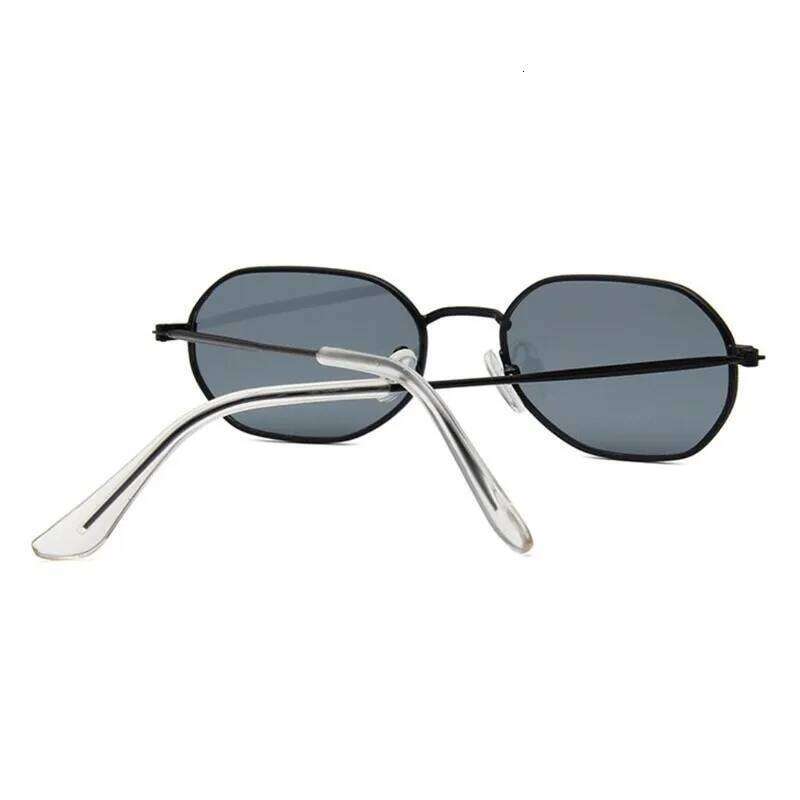 2020 New Red Brand Designer Vintage Oval Sunglasses Woman Retro Clear Lens Eyewear Square Sun Glasses For Female Male UV400 Y260207
