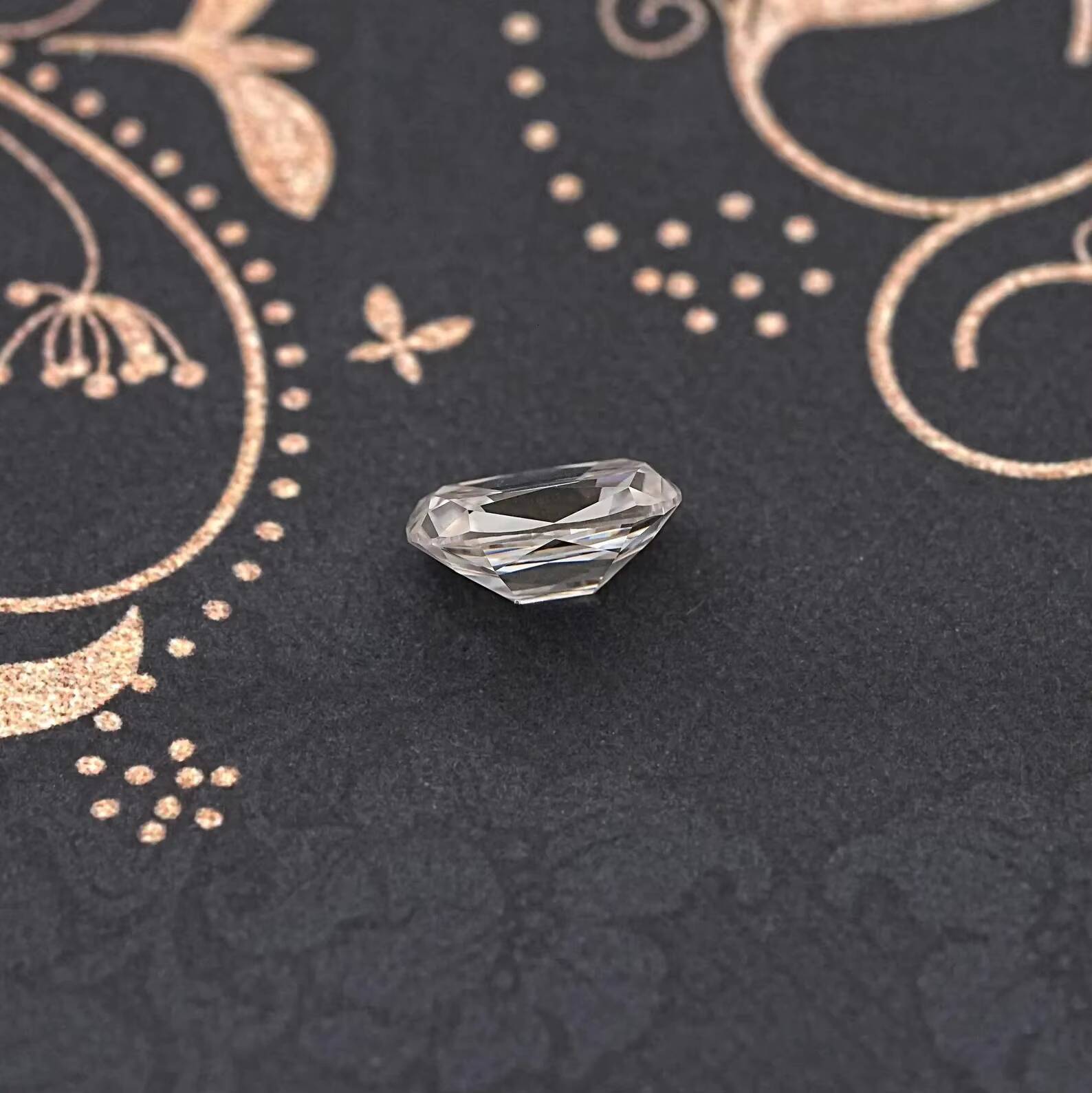 1-5 Ct All Sizes IGI Certified Old Mine Cushion Cut VVS Lab Grown Diamond Loose Stones For Jewelry Making At Wholesale Price