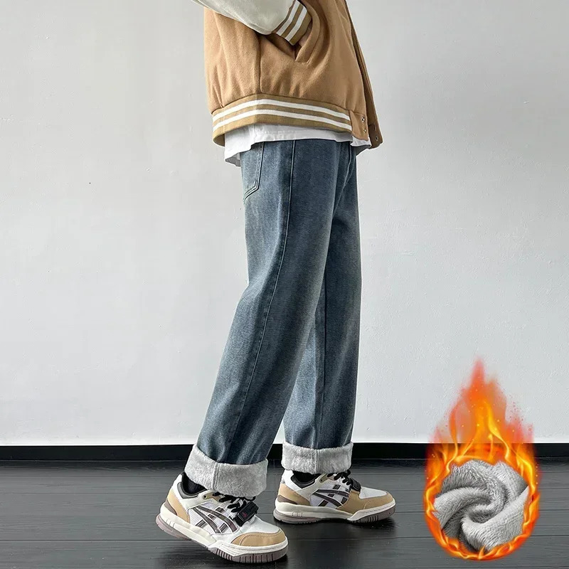 4 Colors Winter Fleece Mens Jeans Baggy Straight Elastic Waist Denim Pants Fashion Korean Thickened Warm Male Thermal Trousers 260127