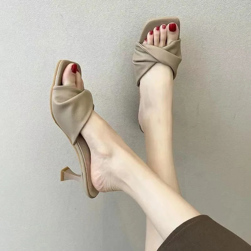 Summer Fashion Simple Ladies Slippers Dew Feet High Heels Solid Color Comfortable Casual SlippersFashion Slippers 260124