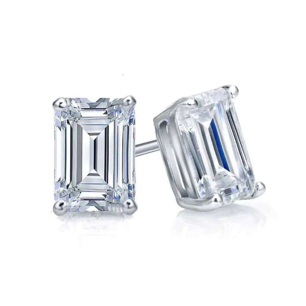 Luxury 925 Sterling Silver Moissanite Diamond Custom Designer Men's And Women's Fine Jewelry With Claw Setting Stud Earrings