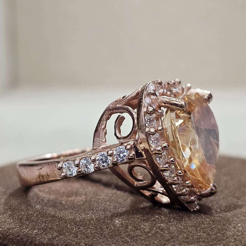 925 Sterling Silver Excellent Quality Handmade Designer Ring Heart Shape Cubic Zirconia Gemstone Latest Trendy Eternity Vermeil