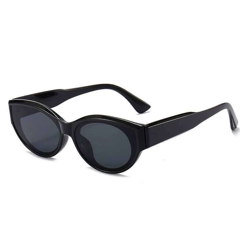 Fashion Black Small Frame Cat Eye Sunglasses Women Outdoor Driving Sunshade Eyeglasses Men UV Protection Eyewear UV400 Glasses Y260207