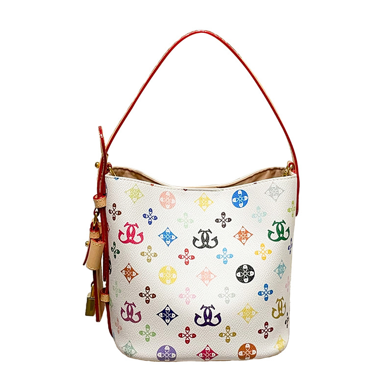 2026 New Factory Old Flower European and American Nurse Bag Women's Single Shoulder Underarm Bucket Bag European Station Internet Celebrity Versa