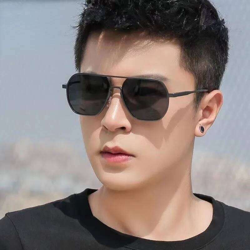 Fashion Photochromic Anti Radiation Eyeglasses For Women/Men Polarized Sunglasses Y260207