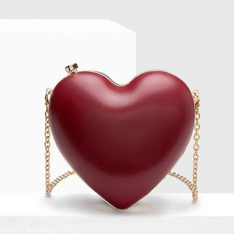 Sweet Love Heart Shaped Mini Bag Cute Handbag Retro Burgundy Fashion Evening Crossbody Chain 2025 Valentine Womens Gift 260208