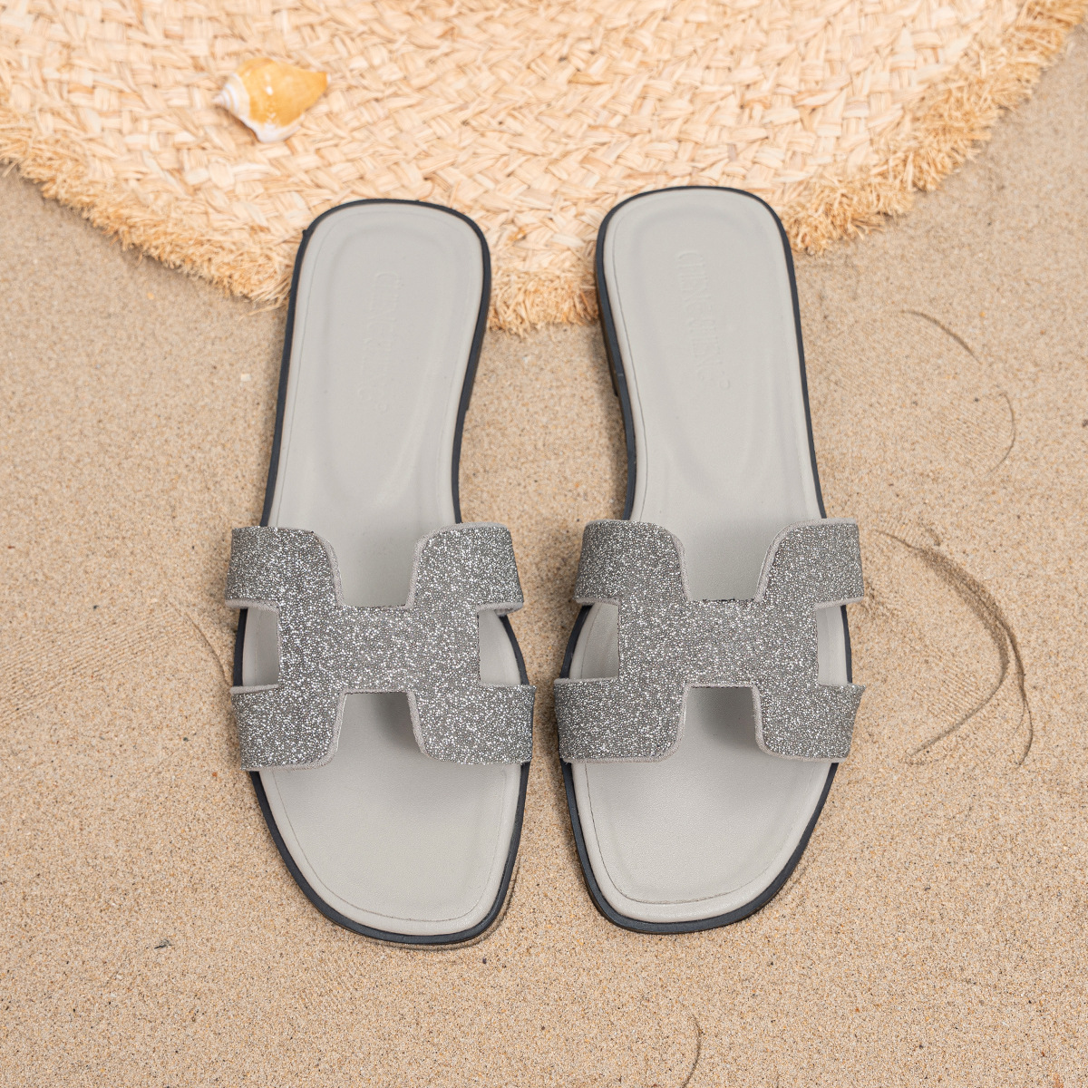 Slipper Female Summer Wear Fashion Rhinelass All Match Flat - Bottom - Flip-Flops Beach Cool Drag Female New