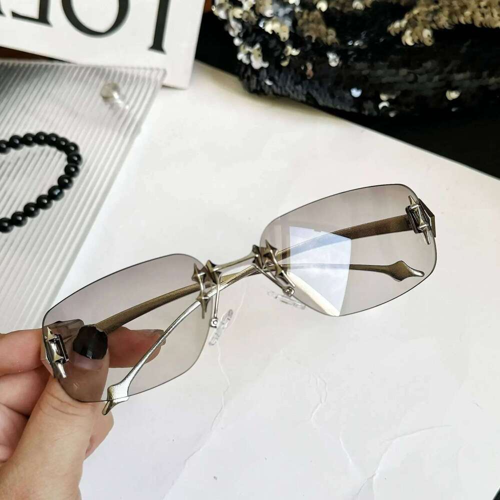 Y2K Fashion Rimless Square Sunglasses Women for Men Luxury Brand Designer Sun Glasses Punk Popular Hip Hop Rivet Star Shades UV Y260207