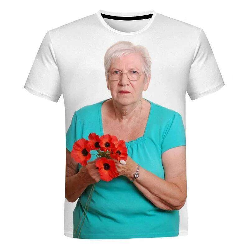 2024 Summer New Creative Lady Licking Red 3D Printed Cute Grandma Funny Popsicle T-shirt Casual Loose Top C260207