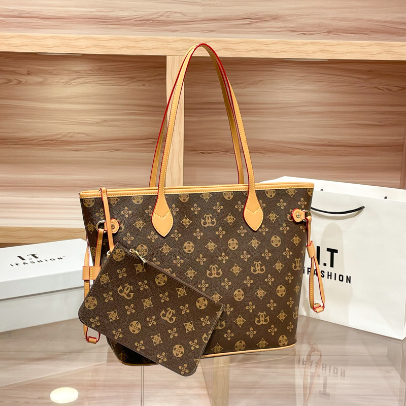 Light Luxury Monogram Tote Bag for Women 2026 New Winter Handbag Large Capacity Commuter Stylish Single-Shoulder Bucket Bag