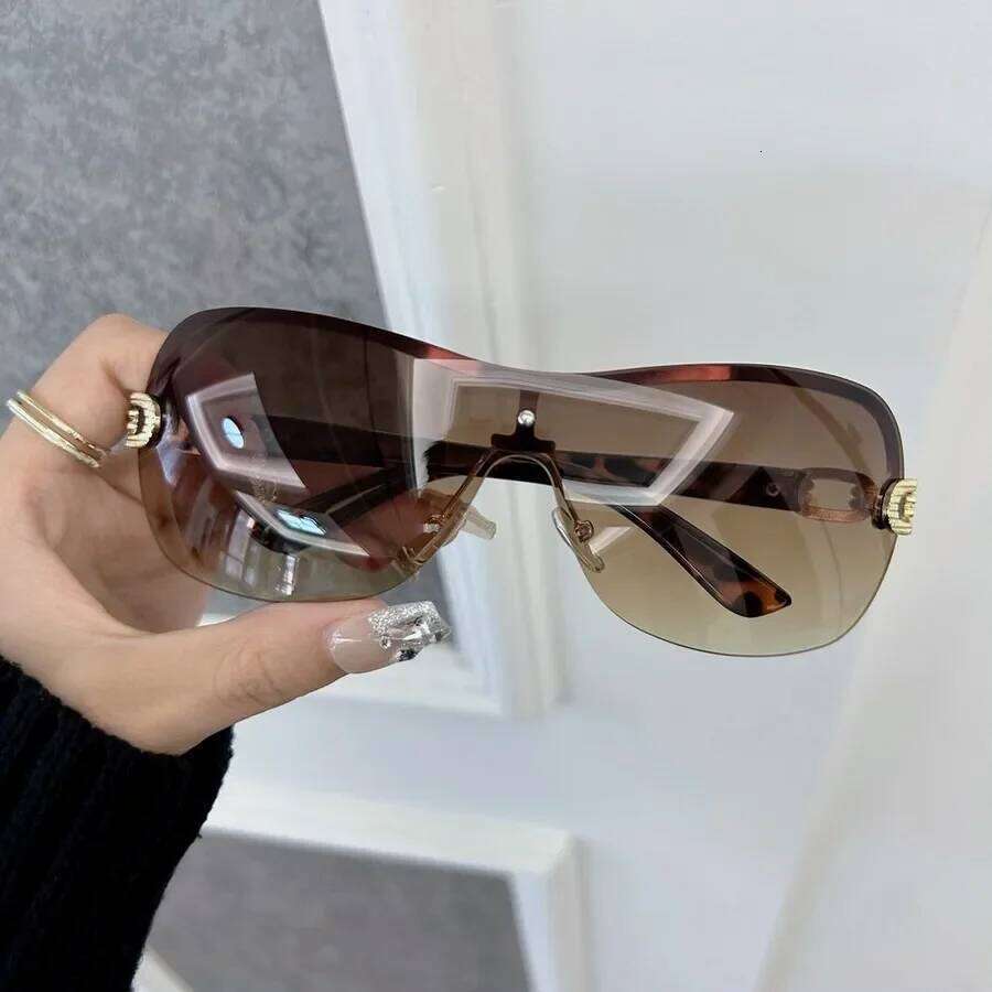 Casual Square Sunglasses Women Men Gradient Sun Glasses Female Male Designer Brand Lovely Travel Outdoor Oculos De Sol Y260207