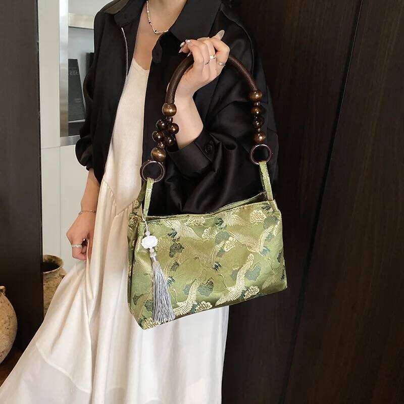 Shoulder Bags Tassel Decoration Embroidered National Style Hasp Sewing Thread Spring New Hot Sale Women's Handbags
