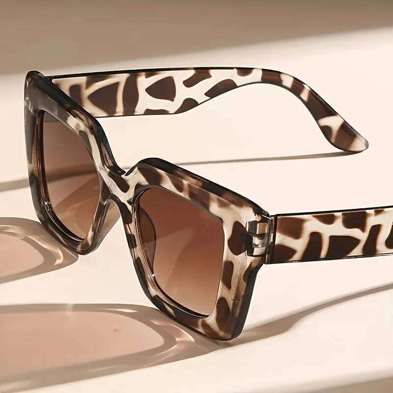 Leopard Retro Oversized Fashion Women Chic Large Frame Glasses Perfect For Vacation Beach & Travel Y260207