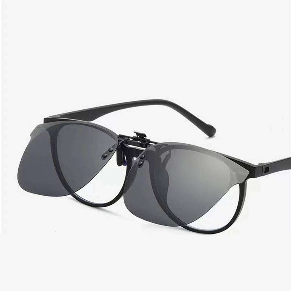 KLASSNUM Men Clip On Sunglasse Polarized Flip up Glasses Women Gradient Photochromic Anti UV400 Sunglasses Night Vison Goggles Y260207