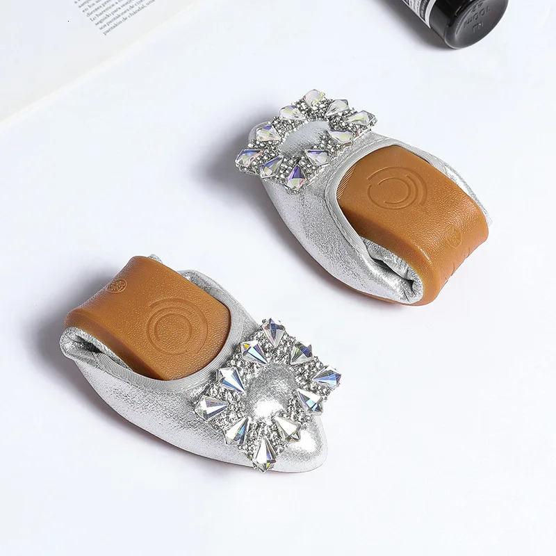 Flat Women Shoes Slip On Rhinestone Fashion Female Loafers Breathable Ballet Flats for Women Large Size 43 44 45 WSH4830 260124